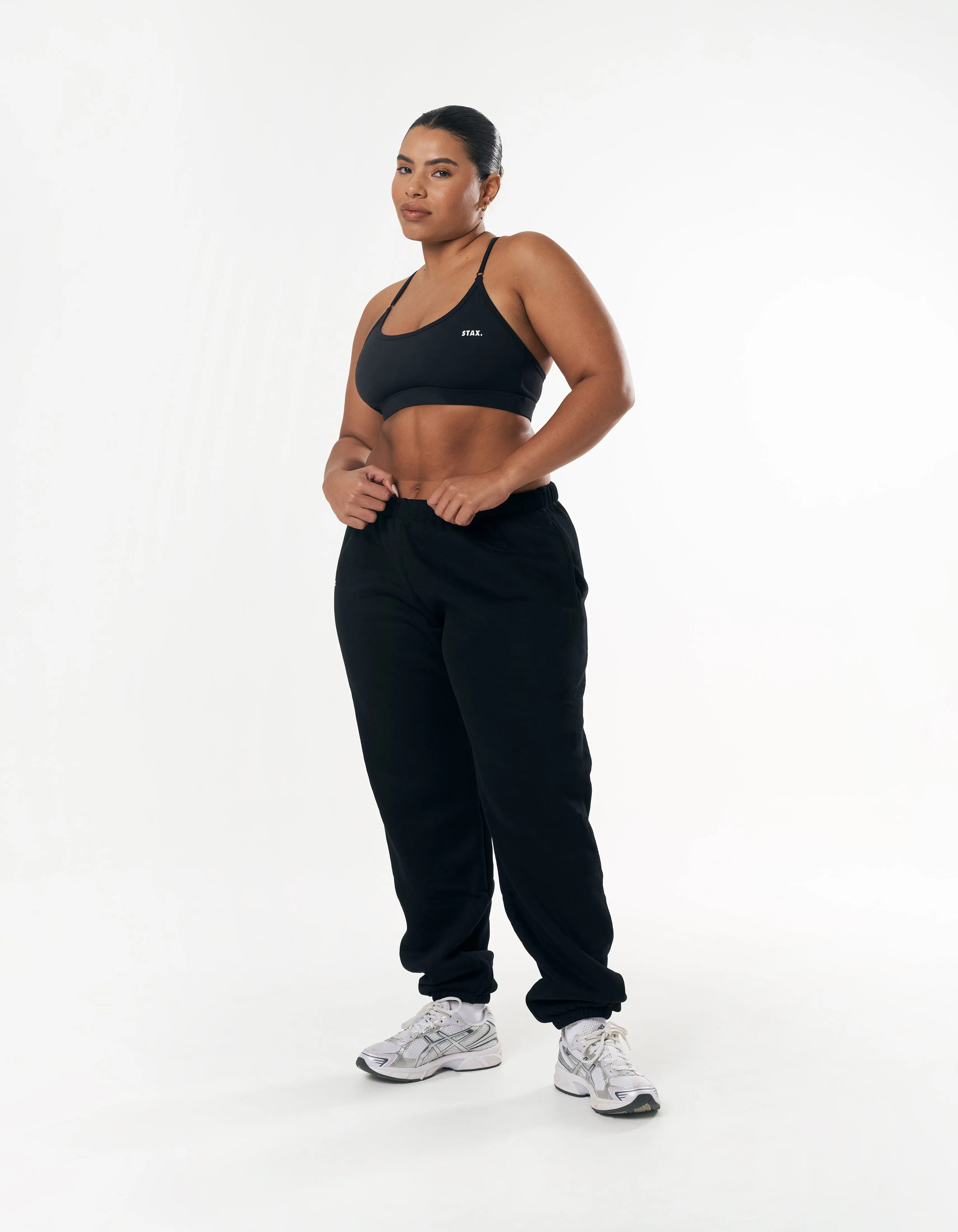 Classic Cuffed Jogger - Black