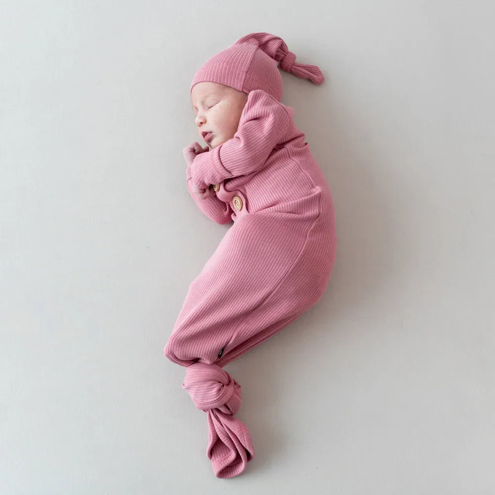 Kyte Baby Ribbed Knotted Gown with Hat Set - Apple Blossom