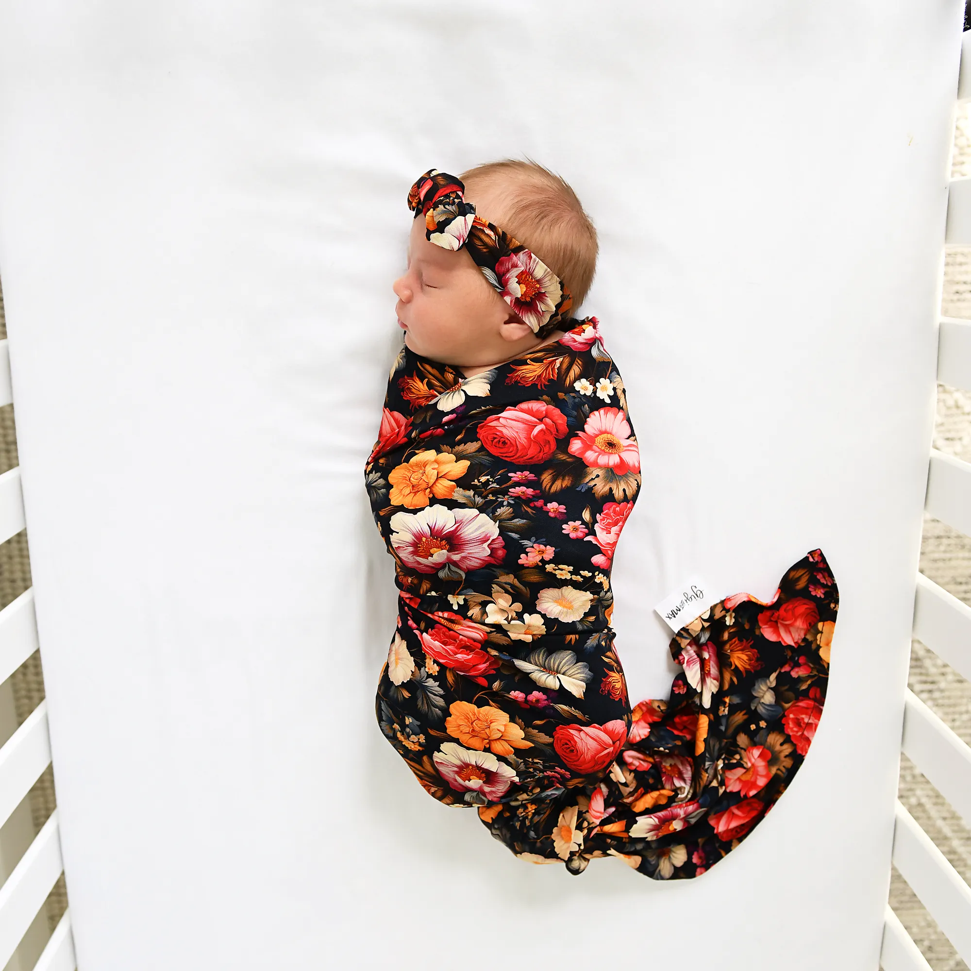 Lola SWADDLE