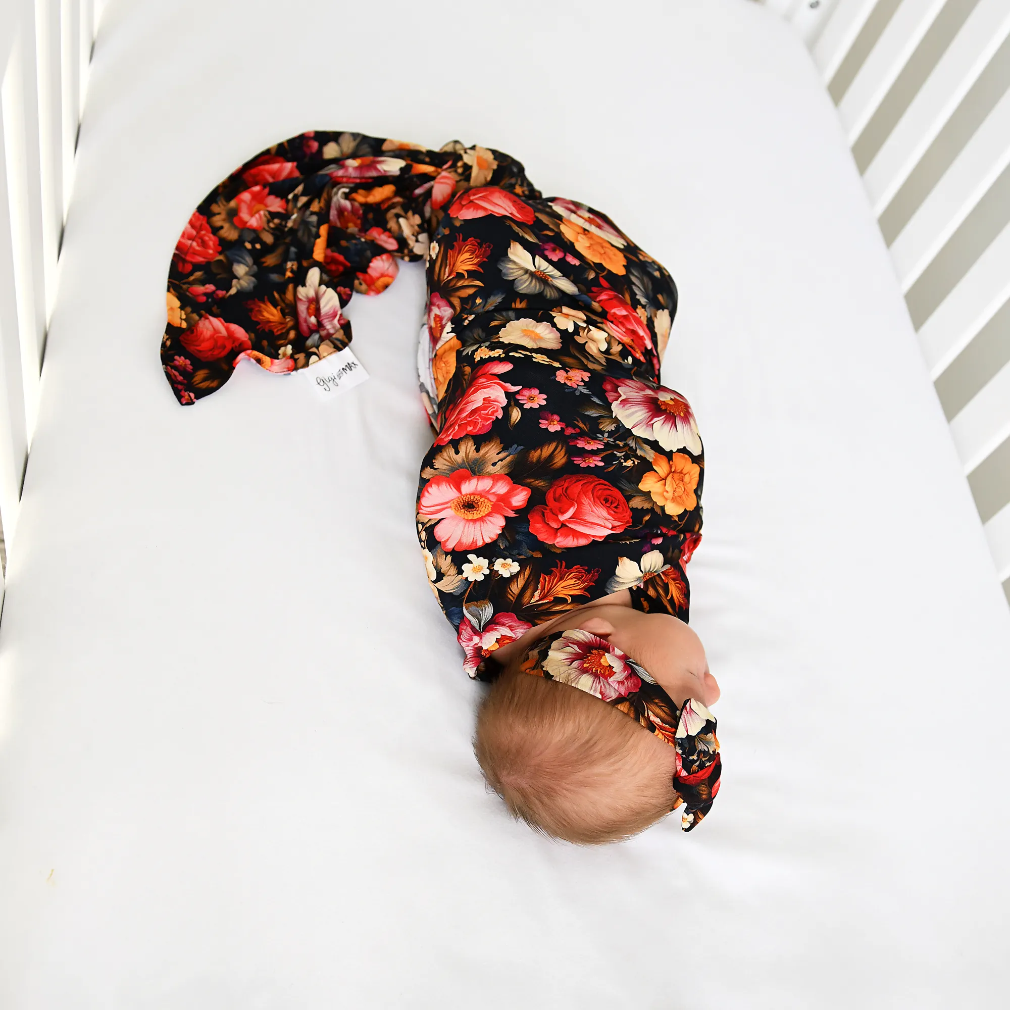 Lola SWADDLE