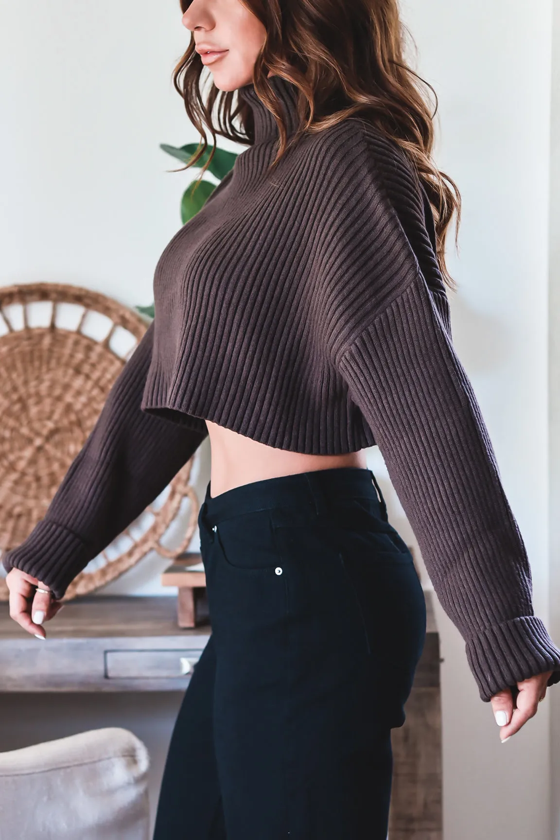 The Tyler Knit Crop- 4 Colors